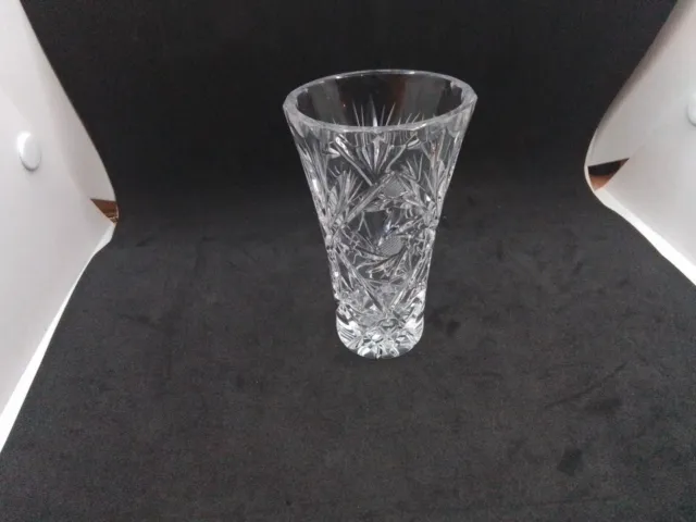 Beautiful Crystal Clear Diamond lead Crystal Glass Vase 4"