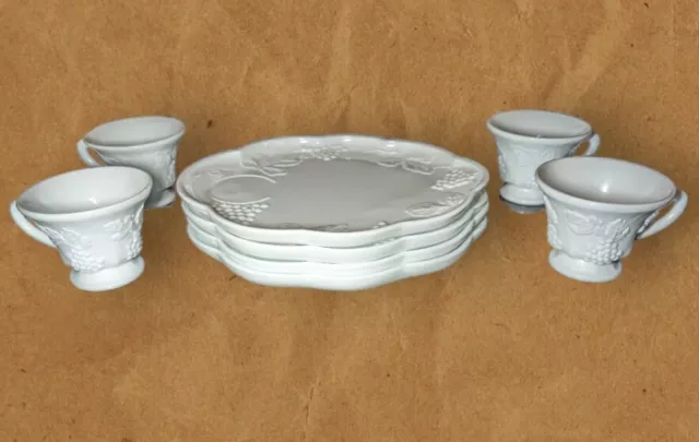 INDIANA COLONY Milk Glass White HARVEST GRAPE Snack Luncheon Cup Plate 4 Pc Set