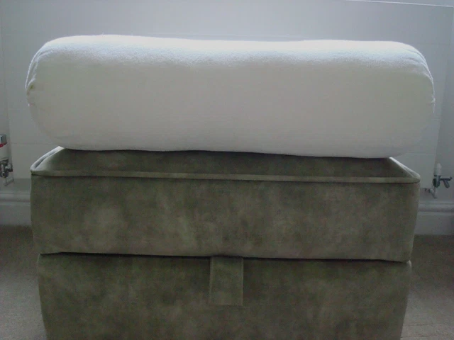 Almohada blanca redonda de yoga/refuerzo de masaje/cojín con cubierta extraíble