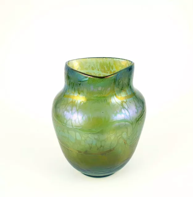 Jugendstil - Vase, grün lüstriert. Böhmen, um 1900 2