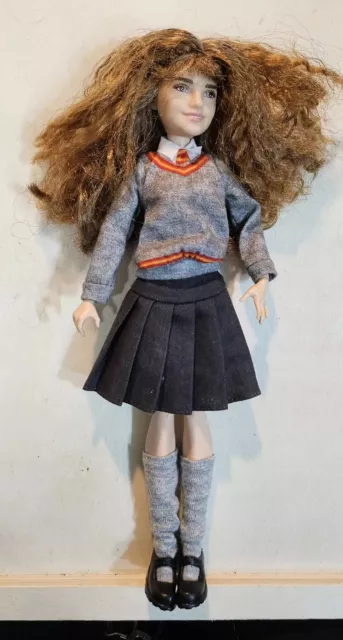 Mattel Harry Potter Hermione Granger Doll 10” Posable  EUC  Clothes C348G