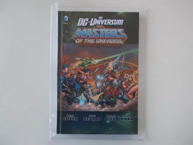 Das DC-Universum vs. Master of the Universe (limité à 333) couverture rigide. Z. 1