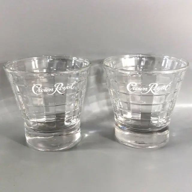 VTG Crown Royal Whiskey Glass Round Clear Lowball Set Square Cut Pattern Barware