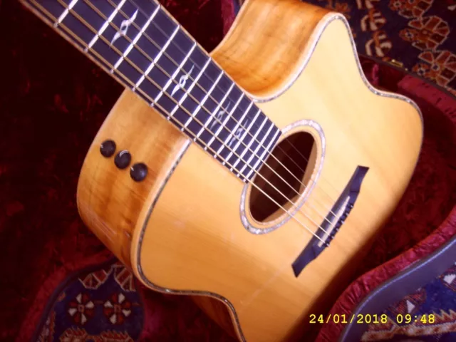Guitare Taylor Usa Electro-Acoustique Dreadnought 6 Cdes Sikta/Koa K10 Droitier 