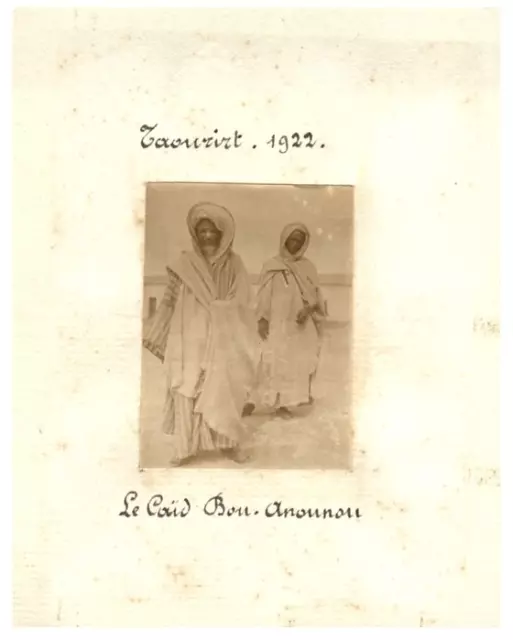 Maroc, Taourirt, Caïd Bou-Anounou Vintage silver print  Tirage argentique  4