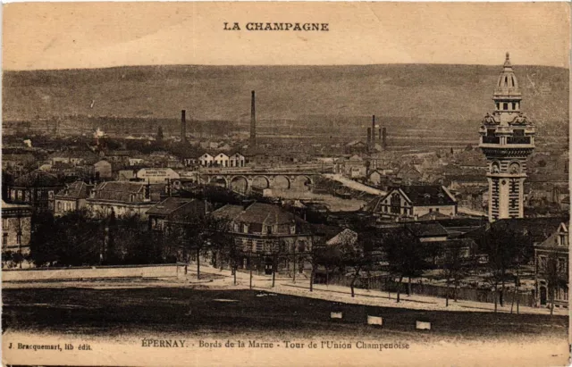 CPA La Campagne - ÉPERNAY - Bords de la Marne - Tour de l'Union (742500)