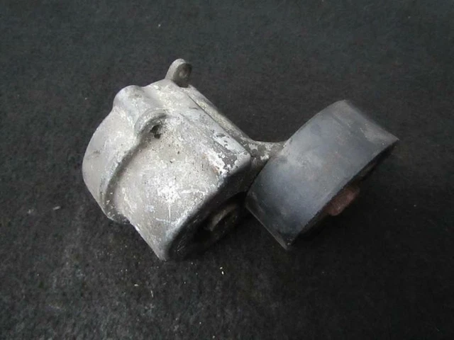 55561330bb   Tensioner Belt (Gates Tensioner Pulley) Opel Vectra 200 FR284439-32