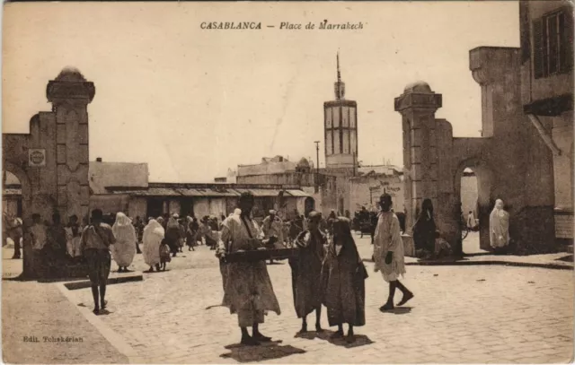 CPA AK MAROC CASABLANCA Place de MARRAKECH (38489)