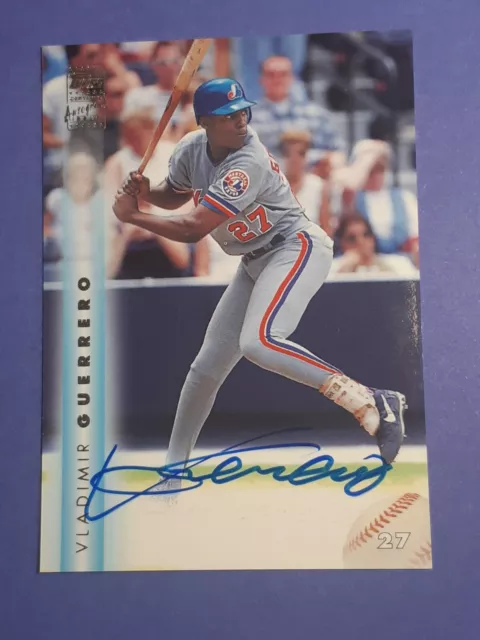 Vladimir Guerrero 1999 Topps Certified Autograph Issue Card A11 Near Mint