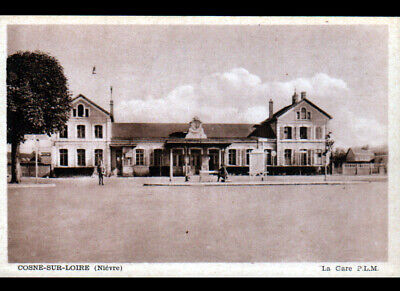 COSNE-SUR-LOIRE (58) GARE P.L.M. animée Période 1920-1940