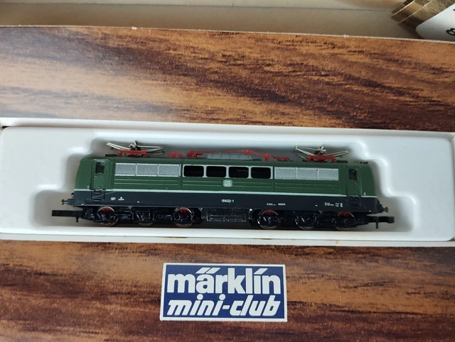 Locomotive Märklin 3057 – Série 151 022-1 DB Verte – Échelle H0 – OVP