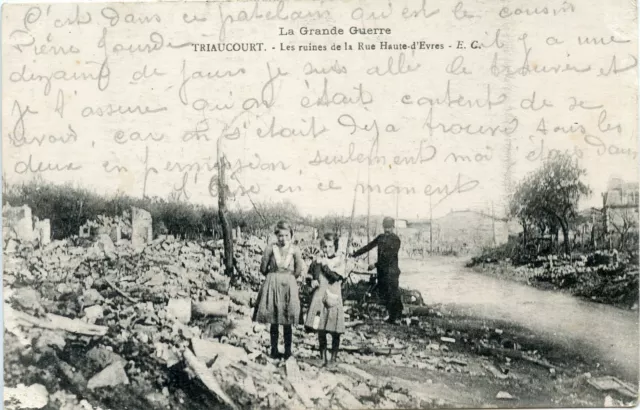 Carte Postale / Triaucourt Les Ruines Et La Rue Haute D'evres