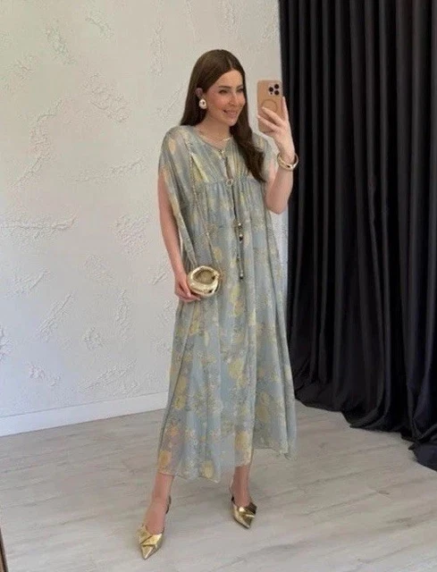 what to dress for graduation ceremony Threadbare Women's Green Floral Print Tiered Sleeveless Ladies' Jersey Midi  Dress with Pockets main image 0