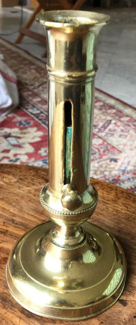 BOUGEOIR ANCIEN EN laiton à poussoir EUR 8,90 - FR
