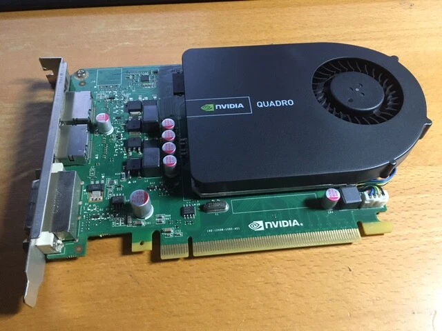 Lot De 2 Cartes Graphiques NVIDIA Quadro K4200 4Go - Pour Pièces (artefacts)
