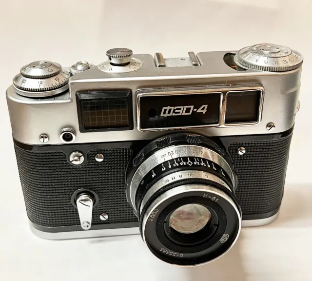 FED 4 35mm Vintage Film Camera , Made in USSR, Lens And Case