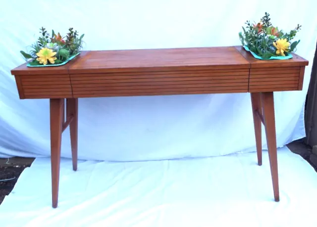 Vintage Mid Century Modern Wood Planter Console Sofa Table Desk Drawer