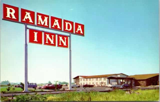 Ramada Inn Arcata Eureka California CA Vintage Unposted Chrome Postcard C5