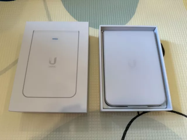 Ubiquiti UniFi U6 In-Wall Access Point PoE+ Power GbE Uplink GbE Port Switch