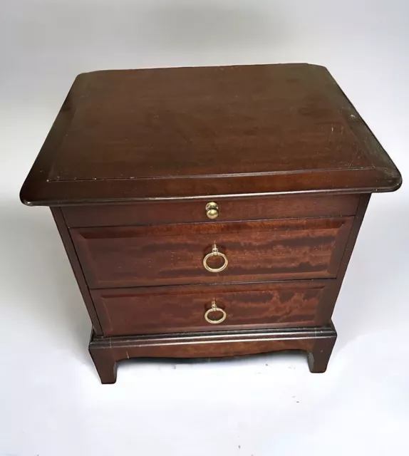 STAG Bedside Pair Pull Out Tray Mahogany Brass Bedside Tables