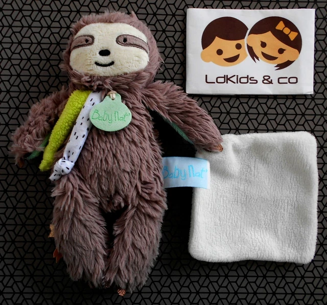 BABY NAT' Peluche Chien Pépin Avec Doudou Mouchoir 22cm - Gris/Vert - Cadeau Naissance Mixte