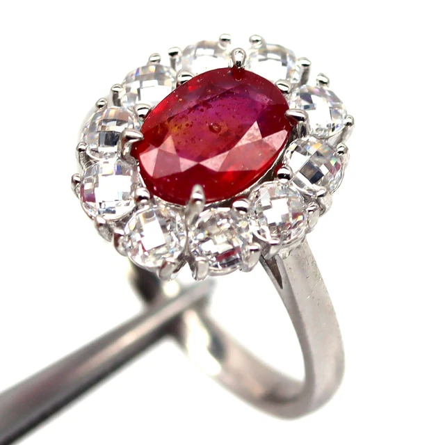 Carissima Orecchini A Perno Oro Bianco 9ct Con Zircone Cubico A Croce – Gioielli Etici In Confezione Regalo