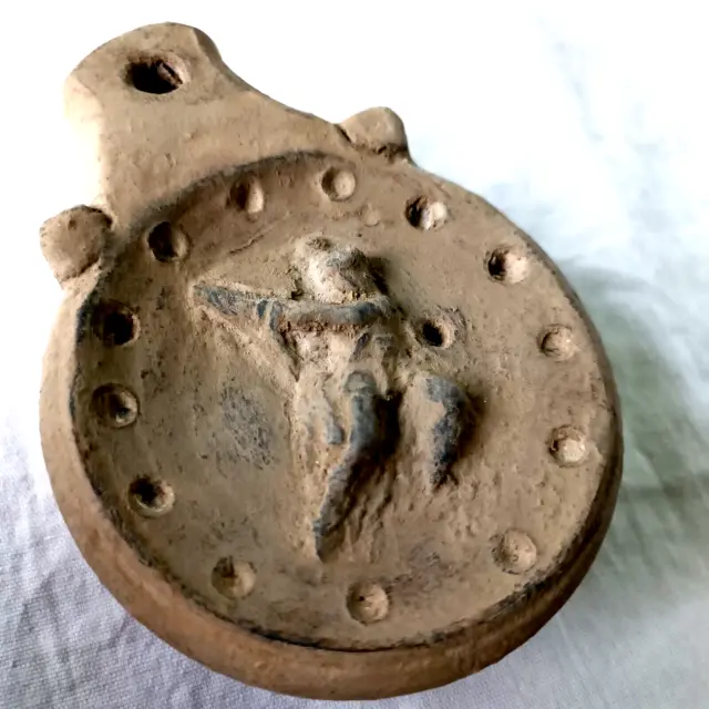 250 BC Ancient Roman Era Exquisite Terracotta Oil lamp Museum quality Artifact