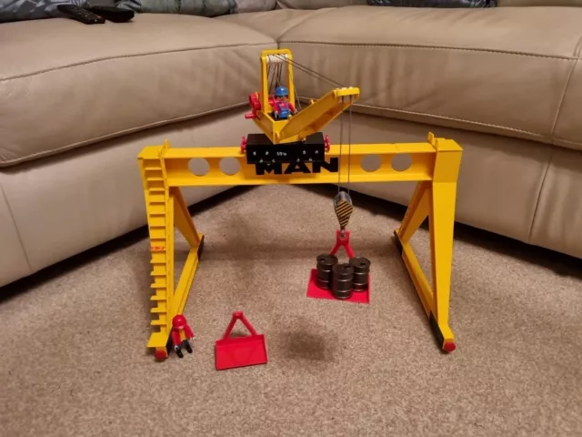 Playmobil Rare Vintage 4210 Railway  / Train  Crane In Fantastic Condition.