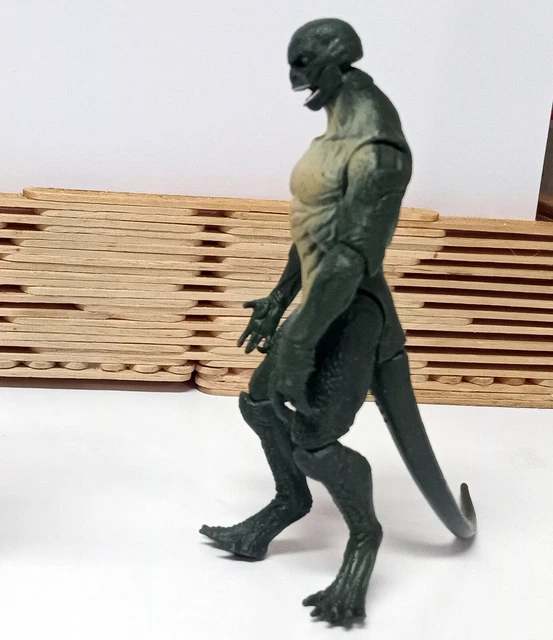 Spider-man Amazing Marvel 2012 The Lizard Reptile Blast 3.75" Pre-owned 2