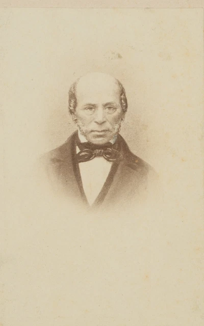 ATELIER G. HERZ (19.Jhd), Portrait. Herr im Anzug. CdV, Original-Fotografie