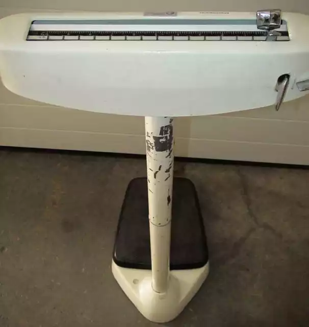 SECA 150Kg PERSONENWAAGE WAAGE BALKENWAAGE MEDICAL BEAM & SCALES BÁSCULA BALANZA 2