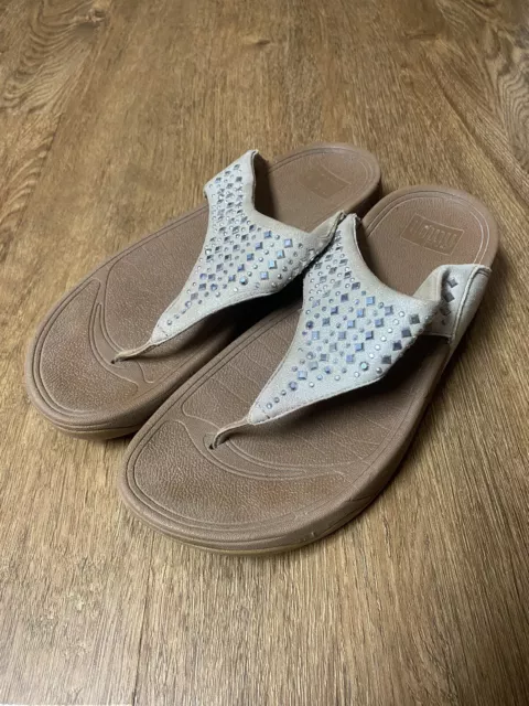 Fitflop Womens Novy 507-137 Cream Silver Studded Slip On Thong Sandal Size US 7