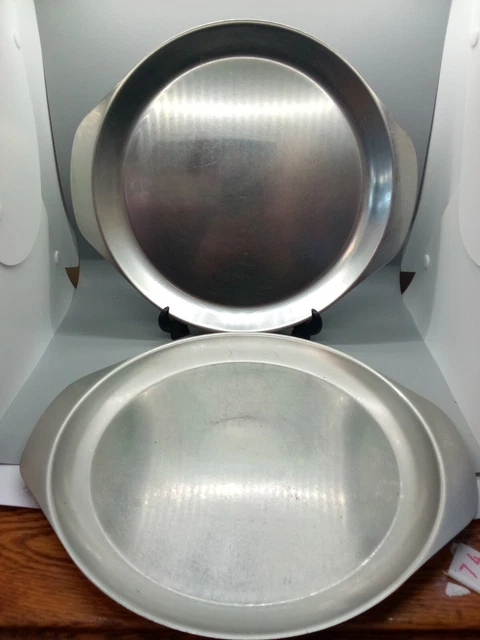 x 2 Vassoio da portata rotondo vintage anni '70 in acciaio inox 34x30 cm