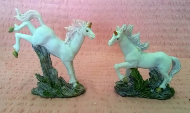 Unicorn Statuettes-D (set of 2)