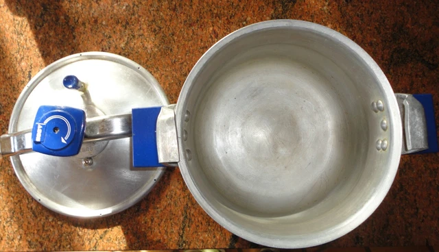 Turbine Fracasser Espagnol cocotte minute seb 8 litres auchan cheminée Devant to