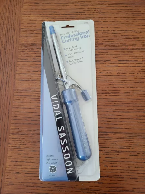 Vintage VIDAL SASSOON Mini 1/2” Barrel Curling Iron Model VS120C Date 2002 New
