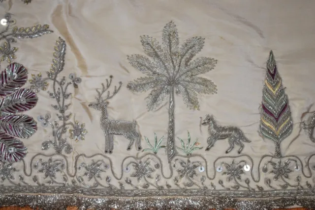 19th Century UNIQUE and RARE Burmese METALLIC THREAD Tapestry 3