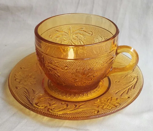 Vintage Tea Cup and Saucer Set of 4, Tiara Amber Sandwich Glass Indiana Glass