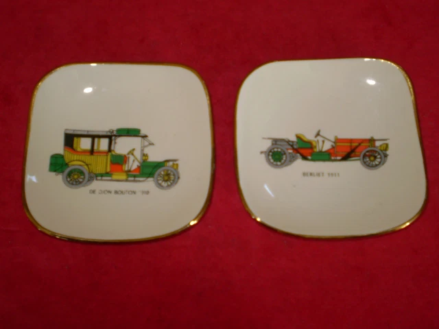 Lot de deux coupelles en céramique à décor de tacots (De Dion Bouton et Berliet)