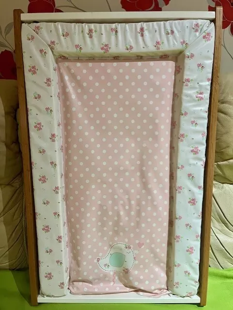 Mothercare  Cot Top Changer - Mat Cover