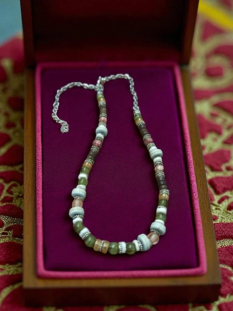 Puces d'oreilles Clair D Lune Métal finition rosée et cristaux roses Puces d'oreilles Clair D Lune Métal finition rosée et cristaux roses