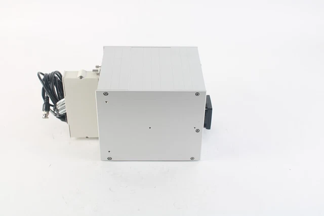 National Instrument NI SCXI-1000 4 Fessura AC Mainframe Chassis W/ Carte