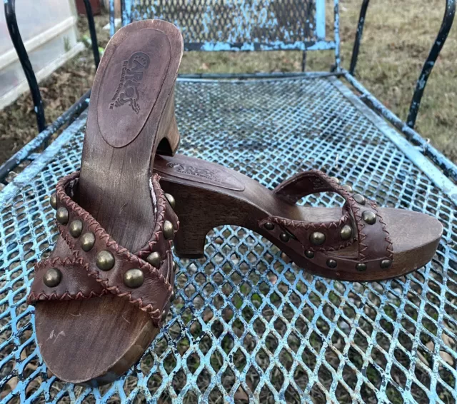 Carlos Santana ‘Thunder’ Wooden Heels Size 7M Leather Studded