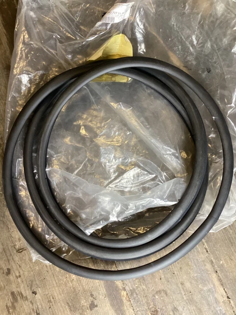 G WAGON GENUINE Door Seal W463 GWagen GWagan A 463 727 11 30 Brand New ...