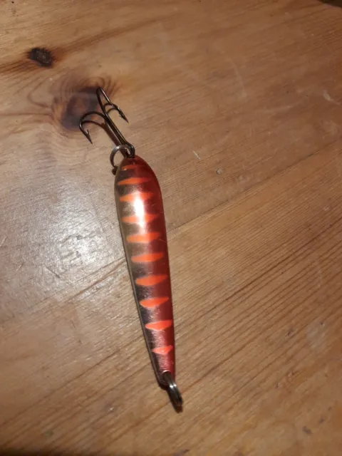 A LOVELY OLD School Kuusamo Silver/Red 20g Finland Fishing Lure