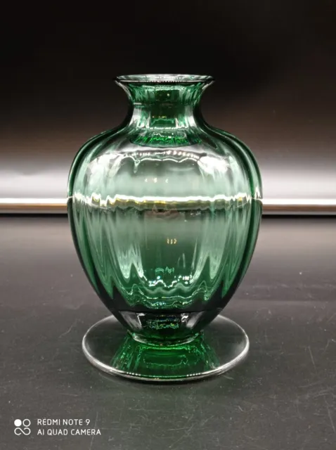 Vase amphore en cristal de BACCARAT modèle AQUARELLE  ,signé  .