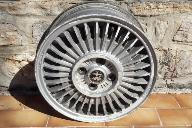 1 jante Campagnolo Crono Record 36 trous pour boyau 1 jante Campagnolo Crono Record 36 trous pour boyau