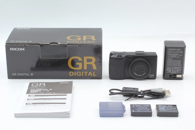 [Near MINT in Box] RICOH GR DIGITAL IV 10.4MP Digital Camera Black from JAPAN 2