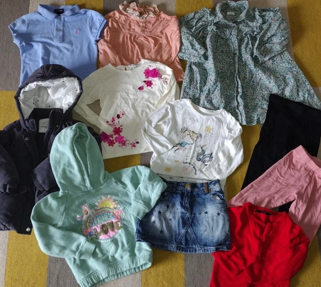 Pacchetto bambino 4-5 anni cappotto, abito, maglione, 4 top, cardi, 2 leggings e gonna