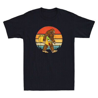 Bigfoot Carrying Taco Funny Sasquatch Holding A Taco Retro Sunset Men's T-Shirt